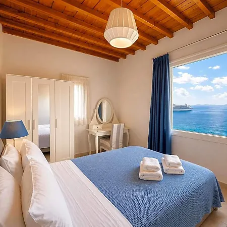 Oceania Mykonos Town